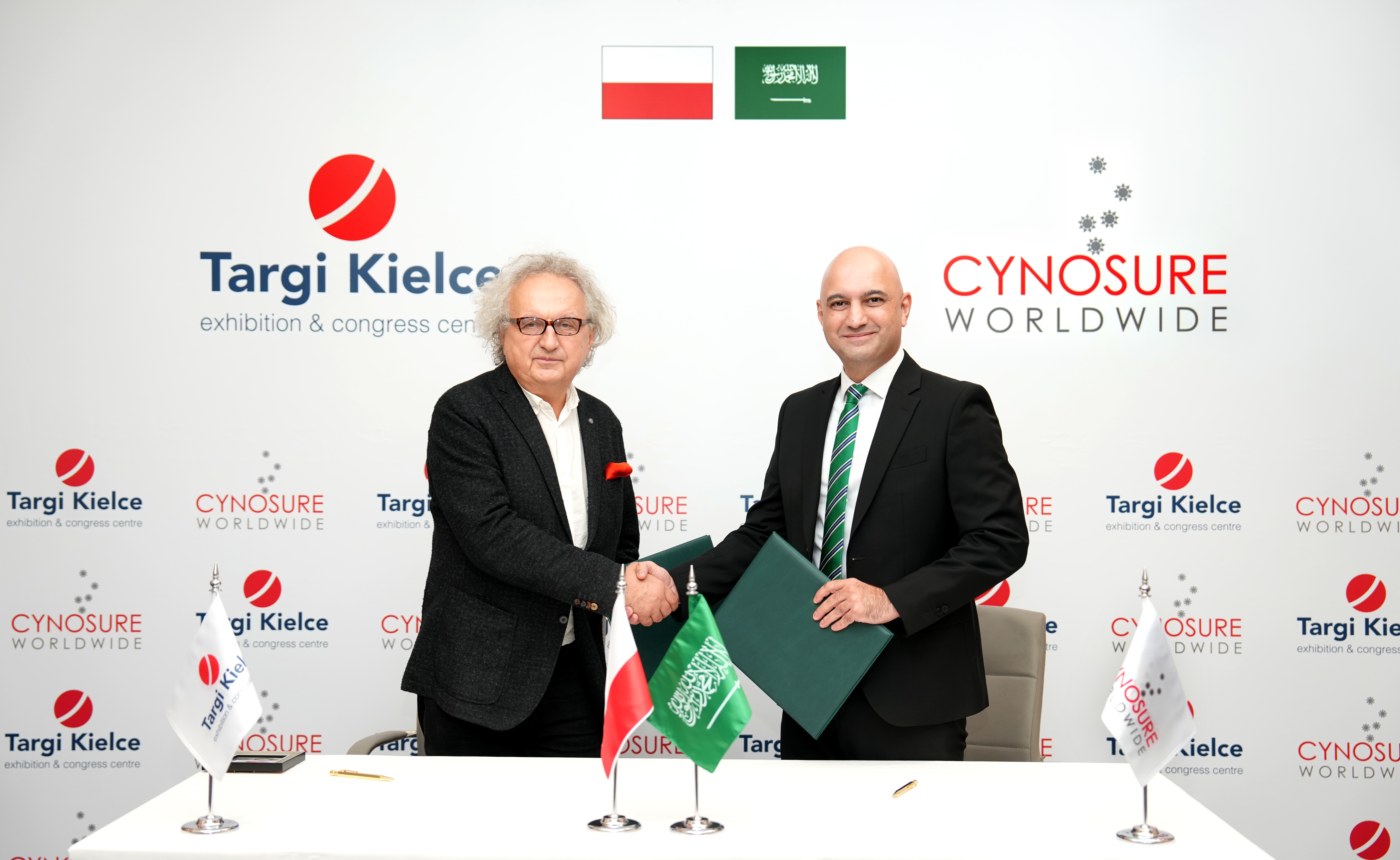 MOU signing ceremony | Targi Kielce & Cynosure Worldwide