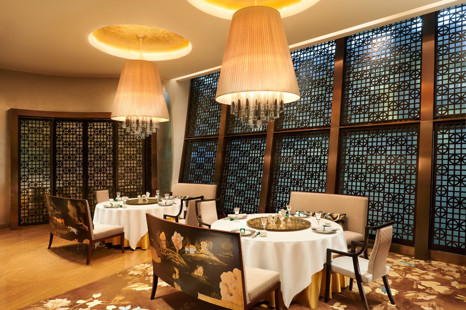 Jade Dragon at City of Dreams Macau was honored with the highest distinction Black Diamond recognition