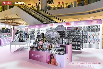 Products Inspired by LISA's Signature style at the Pop-up