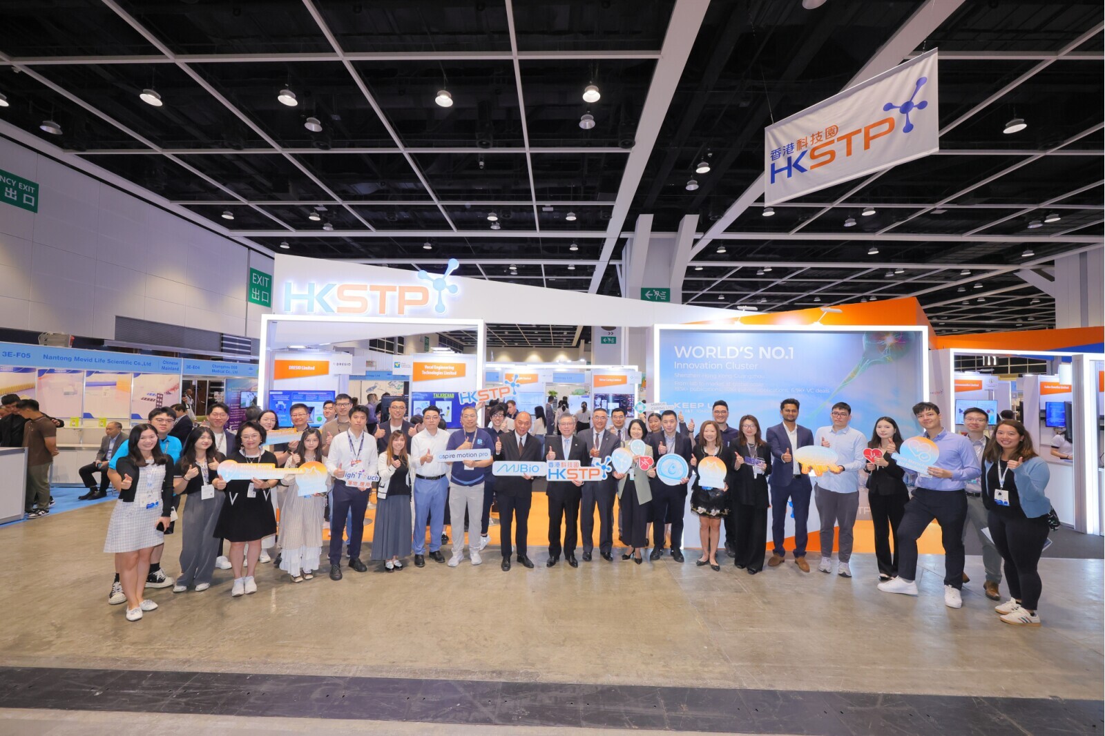 HKSTP joined Medical Fair and Asia Summit on Global Health with 38 Park companies, comprehensively demonstrating the diverse strengths of Hong Kong's life and health technology sector as it progresses from R&D to commercial application.