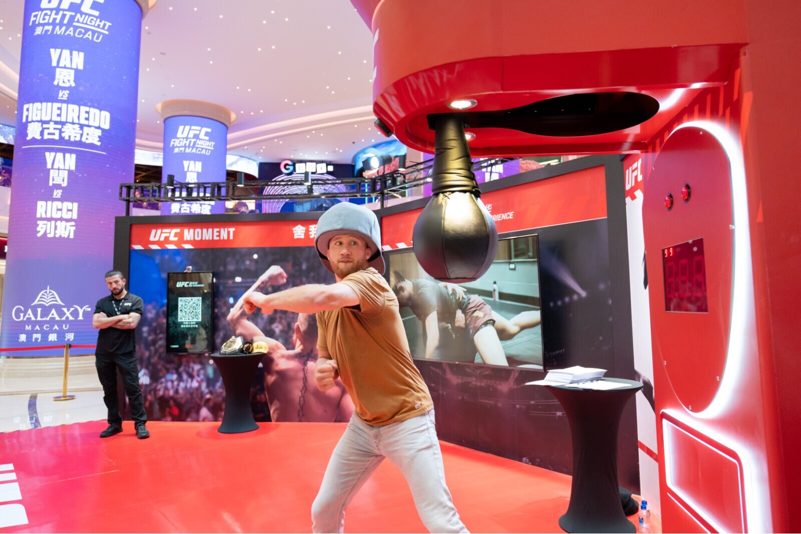 Throughout fight week for UFC FIGHT NIGHT® Macau, guests will have the opportunity to boost their adrenaline with dopamine-filled UFC experiences at the interactive UFC FAN EXPERIENCE.