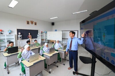 YPI Al Azhar in Indonesia