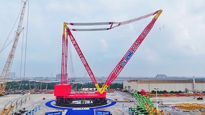 XCMG Unveils World’s First 14,000-Ton Ring Crane