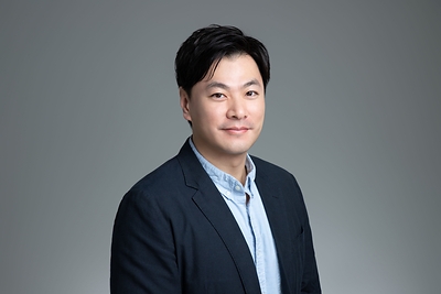 Johnny Mui, Acting Co-Chief Executive Officer of Toys“R”Us Asia, believes, “A screen can never replace the joy created by hands-on creation, exploration, and real-world play, which are essential for sparking creativity, building resilience, and nurturing confidence.”