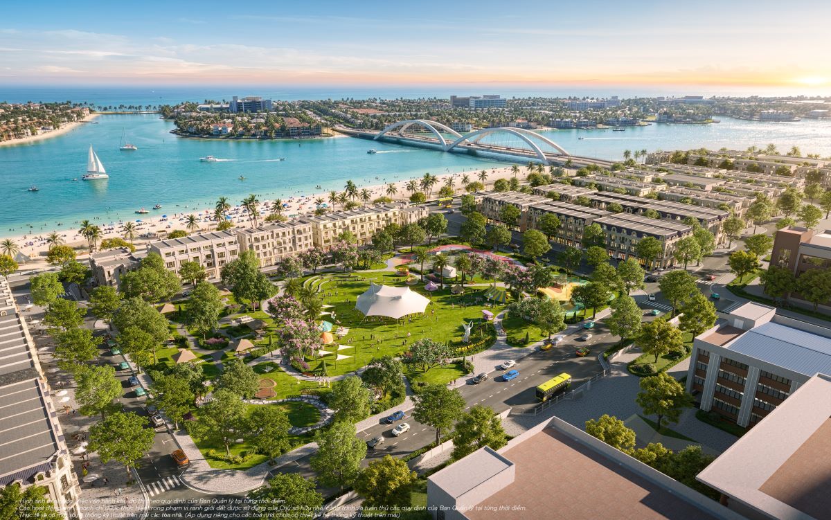 Situated across 2,870 hectares, Vinhomes Green Paradise occupies one of Vietnam's most distinctive ecological settings, bordered by the Can Gio Sea and the UNESCO-recognized Can Gio Mangrove Biosphere Reserve.